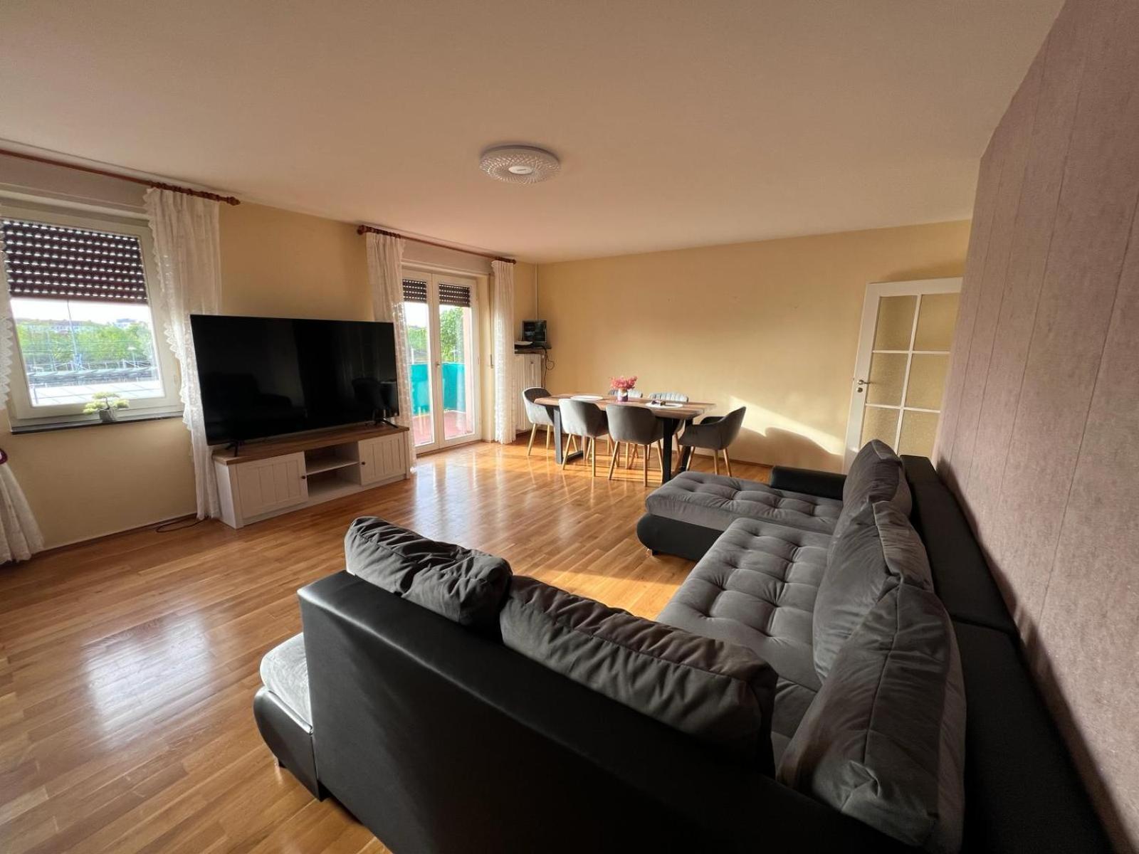 Albert-Schulte-Park Apartment- Worms Eksteriør billede